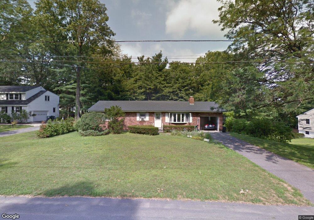 82 Ash Tree Ln, Schenectady, NY 12309 - photo 1