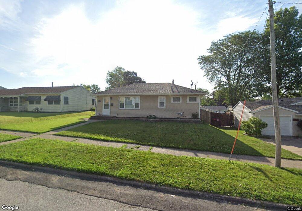 2503 N Sturdevant St, Davenport, IA 52804 - photo 1