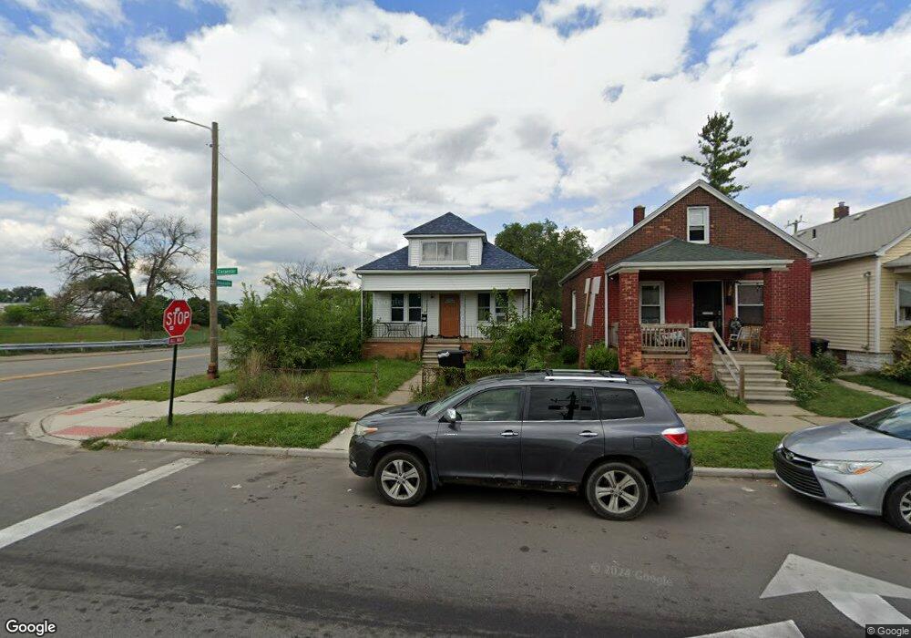 1961 Carpenter St, HamtraMcK, MI 48212 - photo 1