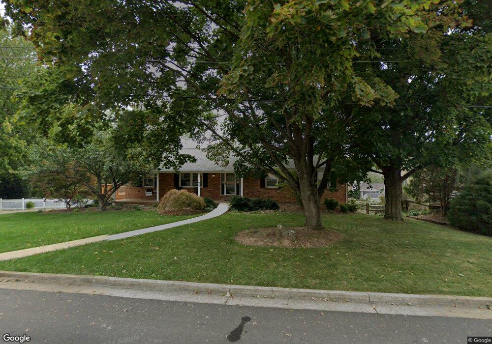 1118 S Dogwood Dr, Harrisonburg, VA 22801 - photo 1