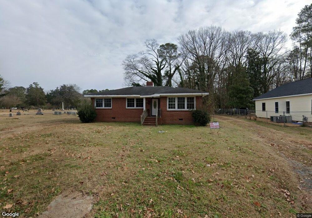 909 Maple St, Weldon, NC 27890 - photo 1