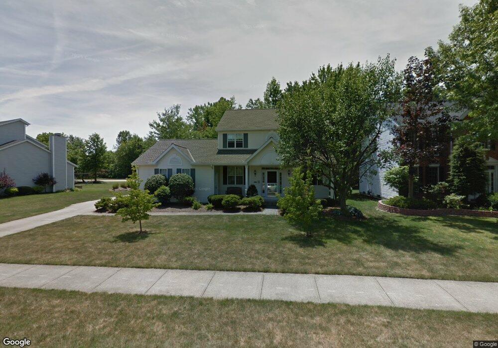 26951 Arbor Ln, Olmsted Falls, OH 44138 - photo 1