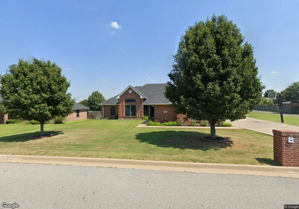 135 Chrissa Dr, Pottsboro, TX 75076 - photo 1