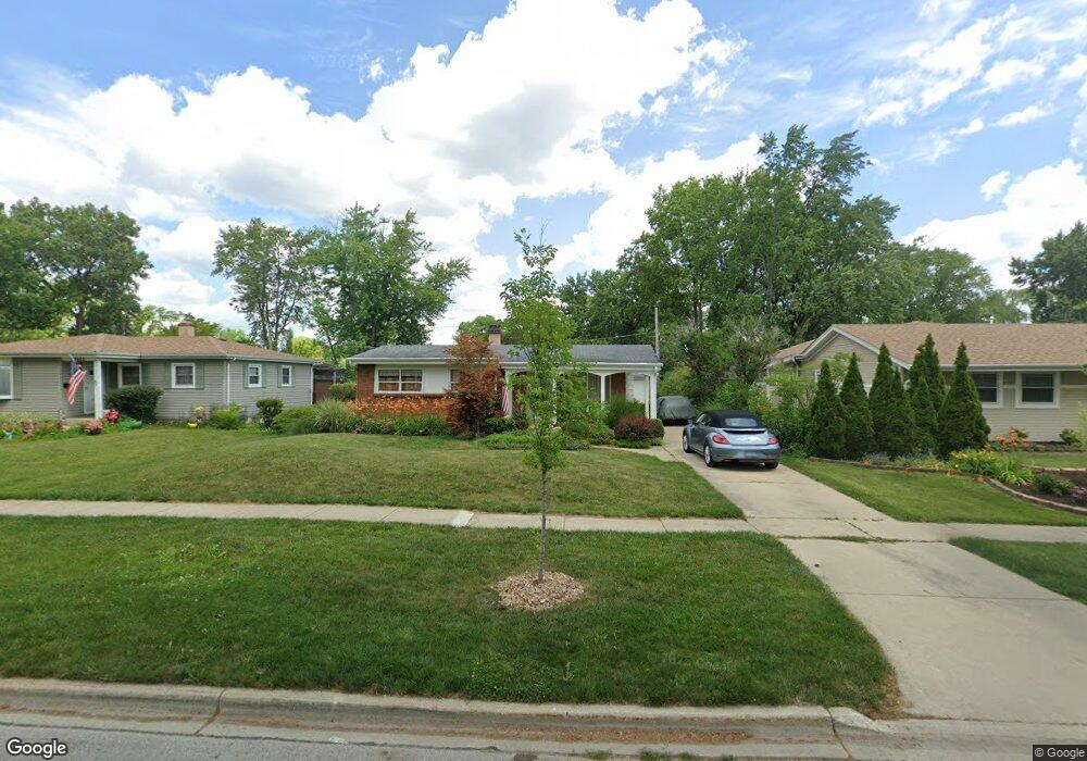 2400 Maple Ln, Rolling Meadows, IL 60008 - photo 1