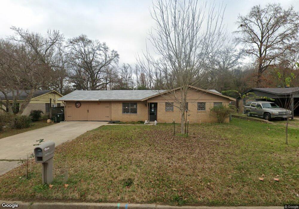 1525 Woodland Hills Dr, Tyler, TX 75701 - photo 1