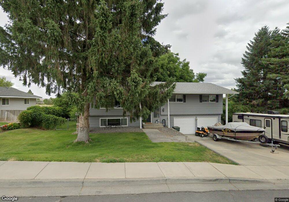 1812 SW Athens Ave, Pendleton, OR 97801 - photo 1