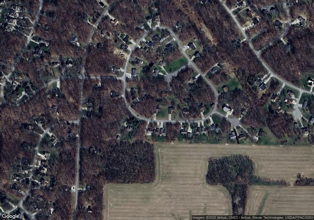 736 Royal Cir, Howard, OH 43028 - photo 1