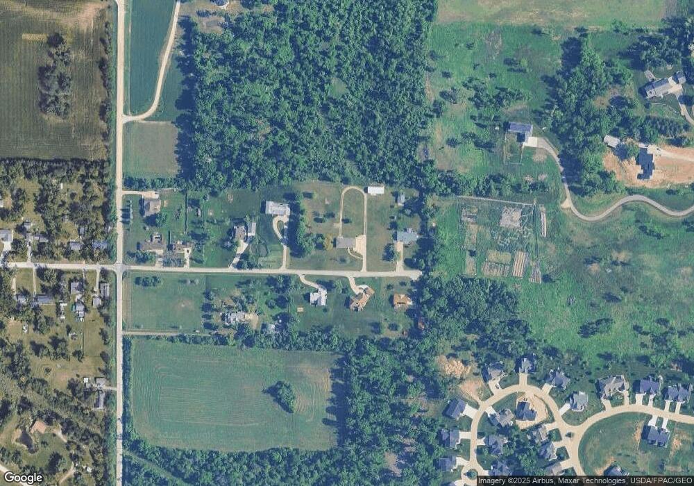 5100 Mcgowan Dr, Cedar Rapids, IA 52403 - photo 1