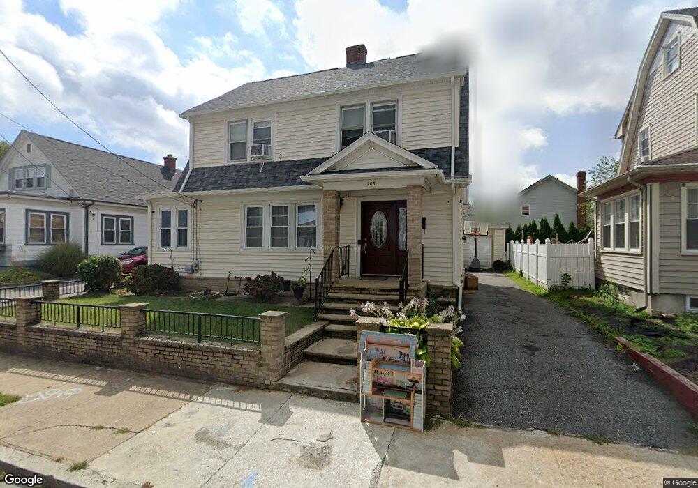 206 Bay View Ave, Providence, RI 02905 - photo 1