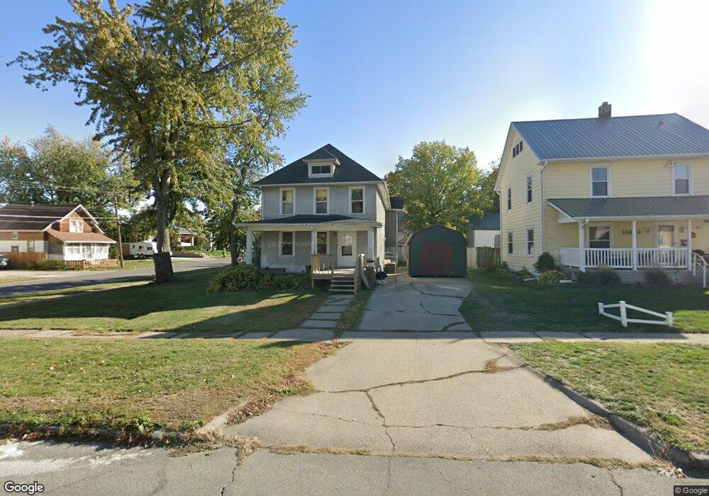 625 N 2nd Ave E, Newton, IA 50208 - photo 1