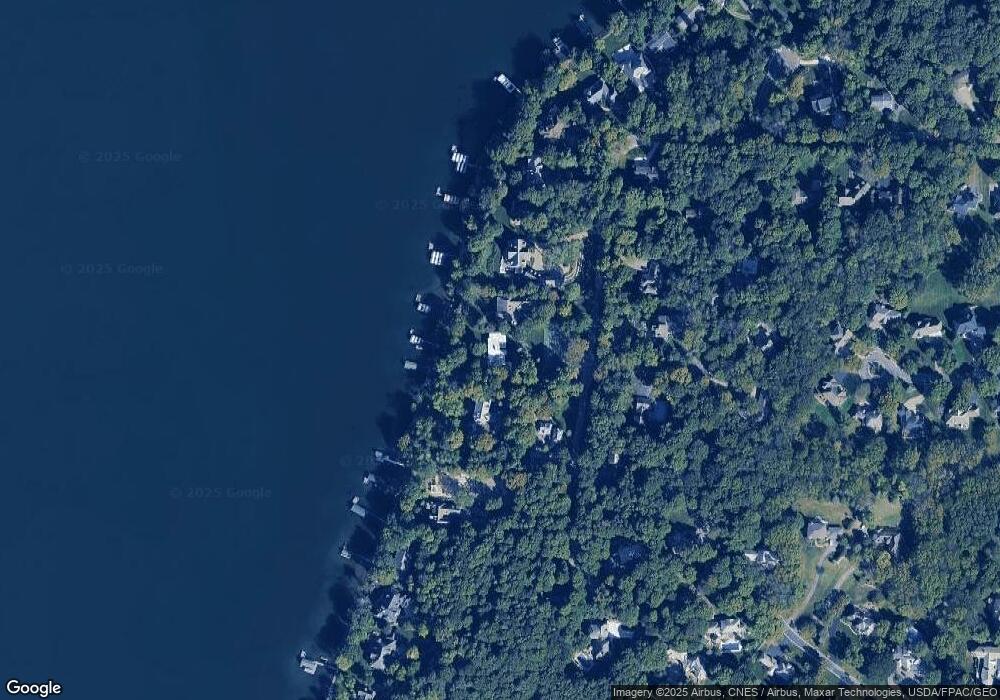 28090 Woodside Rd, Excelsior, MN 55331 - photo 1