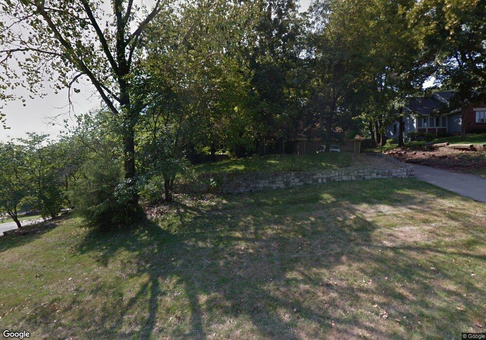 13901 W 47th Terrace, Shawnee, KS 66216 - photo 1