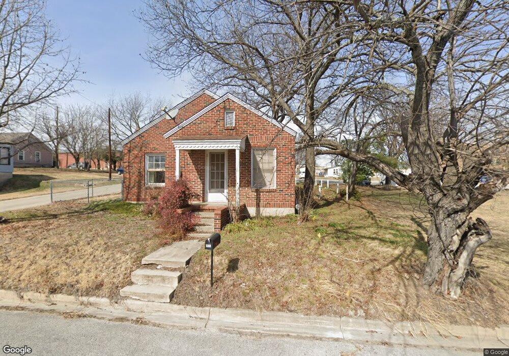 103 E Shoemaker St, Decatur, TX 76234 - photo 1