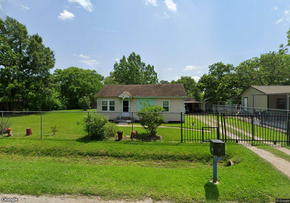 8814 Grady St, Houston, TX 77016 - photo 1