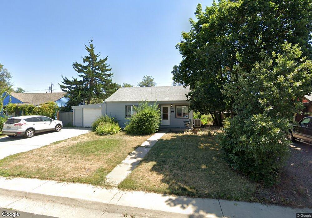 880 Oswego St, Aurora, CO 80010 - photo 1