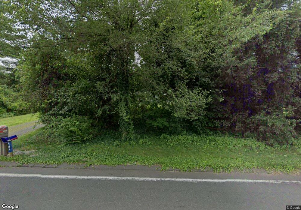 585 Thrall Ave, Suffield, CT 06078 - photo 1