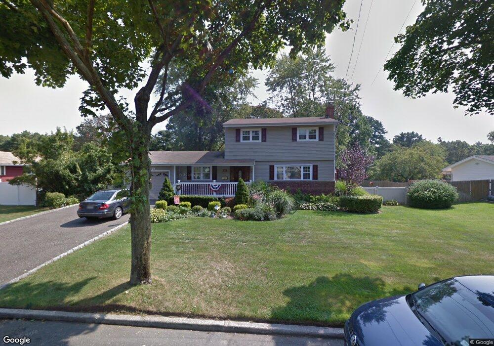 1018 Commack Rd, Dix Hills, NY 11746 - photo 1