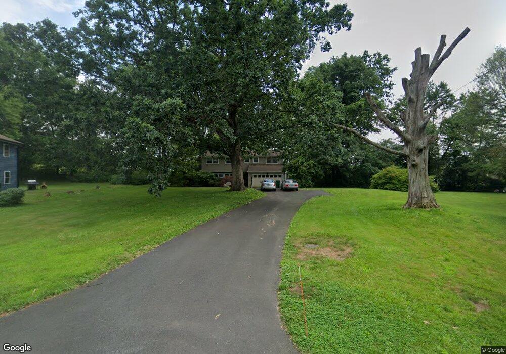 41 Banbury Ln, Bloomfield, CT 06002 - photo 1