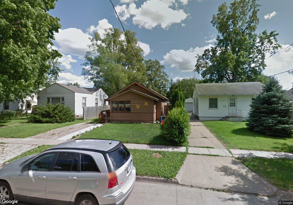 2125 Maple St, Des Moines, IA 50317 - photo 1