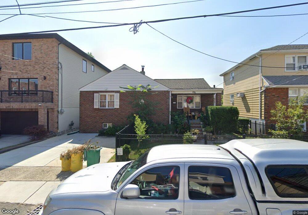 176 Hamilton Ave, Fairview, NJ 07022 - photo 1