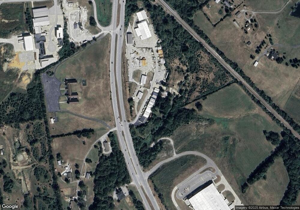 1026 Commercial Dr, Lawrenceburg, KY 40342 - photo 1