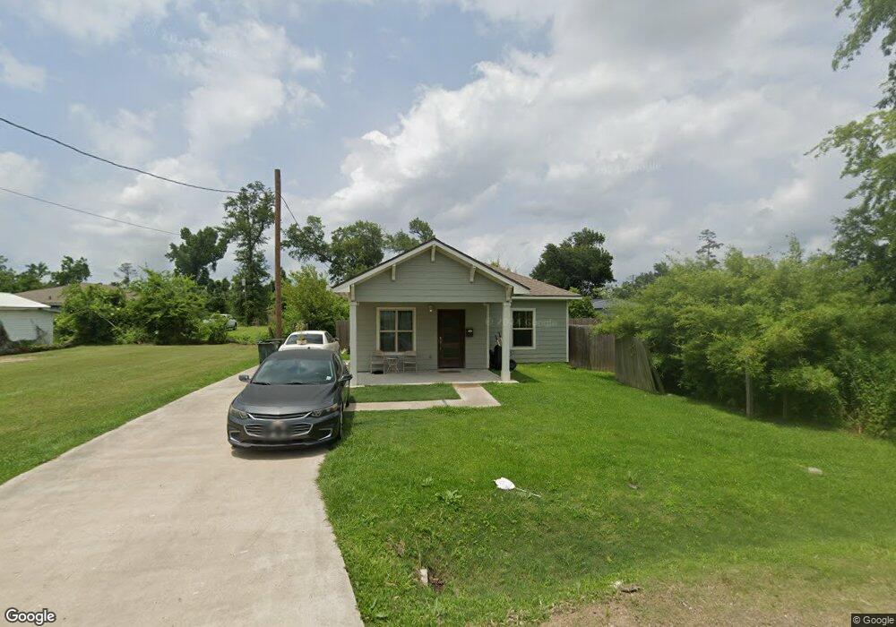 2439 Poplar St, Lake Charles, LA 70601 - photo 1