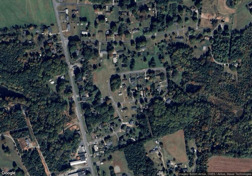 162 Persimmon Cir, Statesville, NC 28625 - photo 1