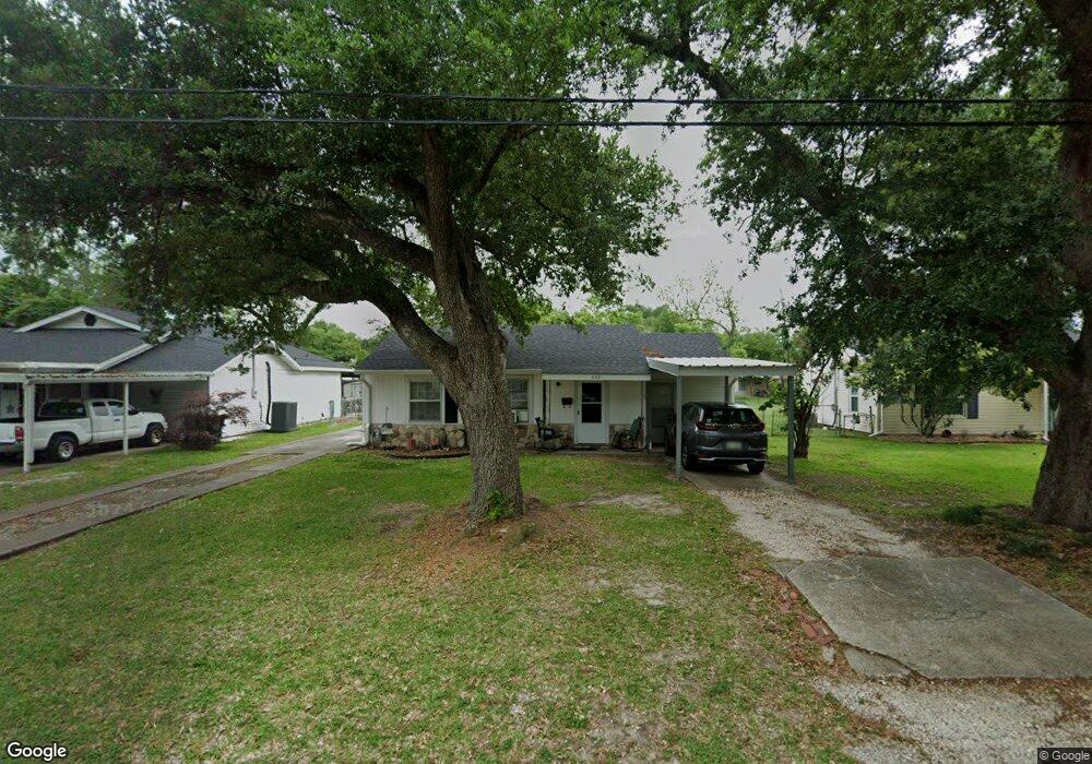 247 Overhill Dr, Lake Charles, LA 70605 - photo 1