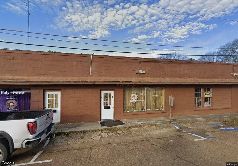 108 S Lowe St, Hazlehurst, MS 39083 - photo 1