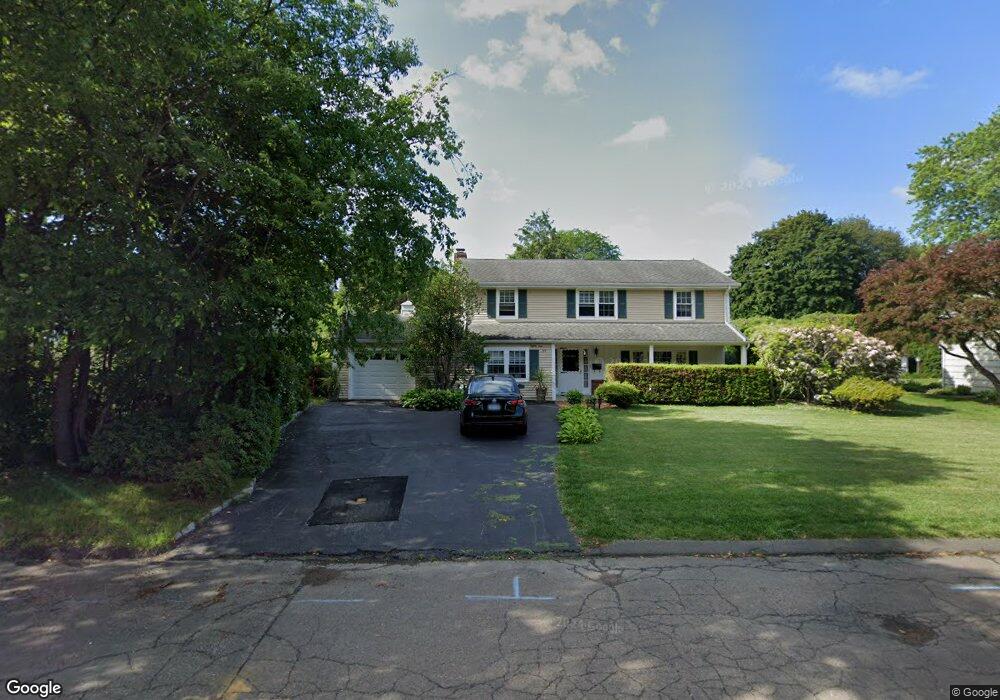 89 Barmore Dr W, Stamford, CT 06905 - photo 1