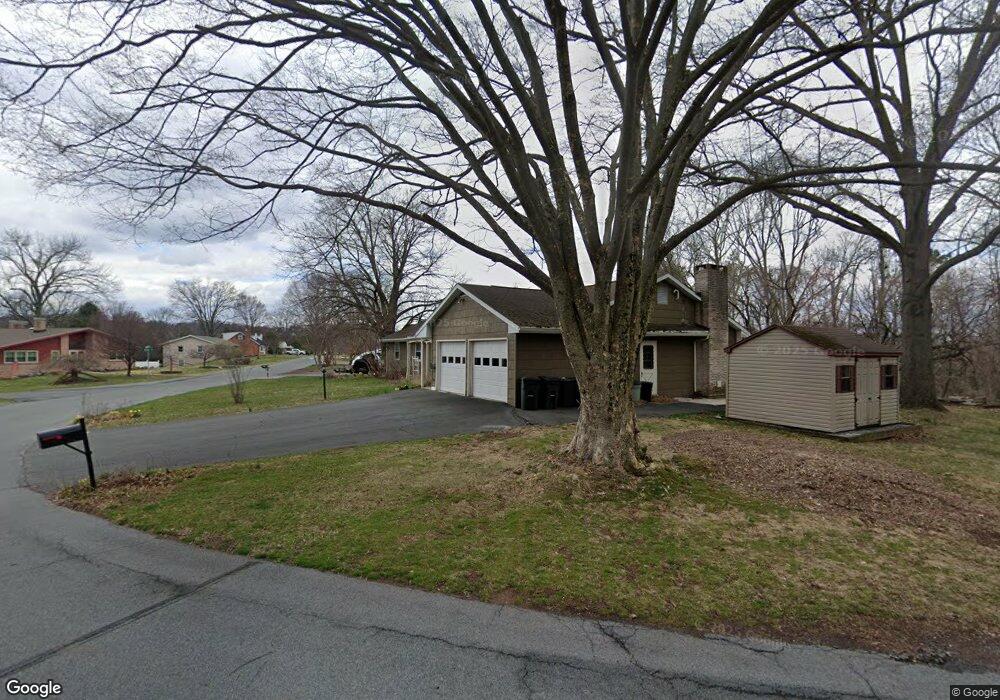 330 Scenic Dr, Reading, PA 19607 - photo 1