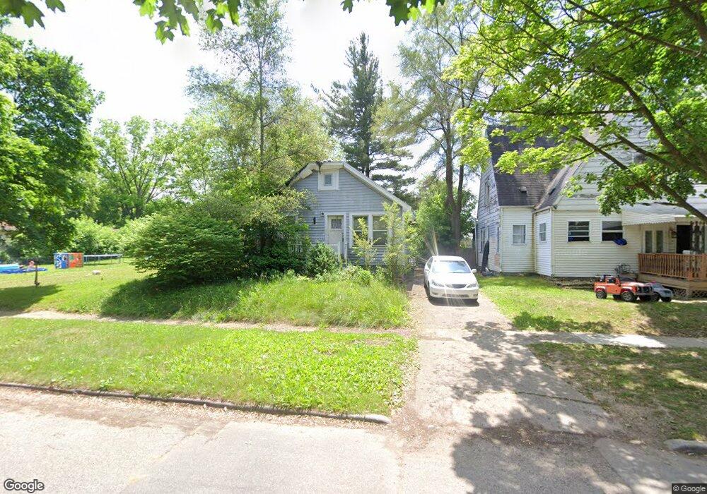 2006 Dakota Ave, Flint, MI 48506 - photo 1
