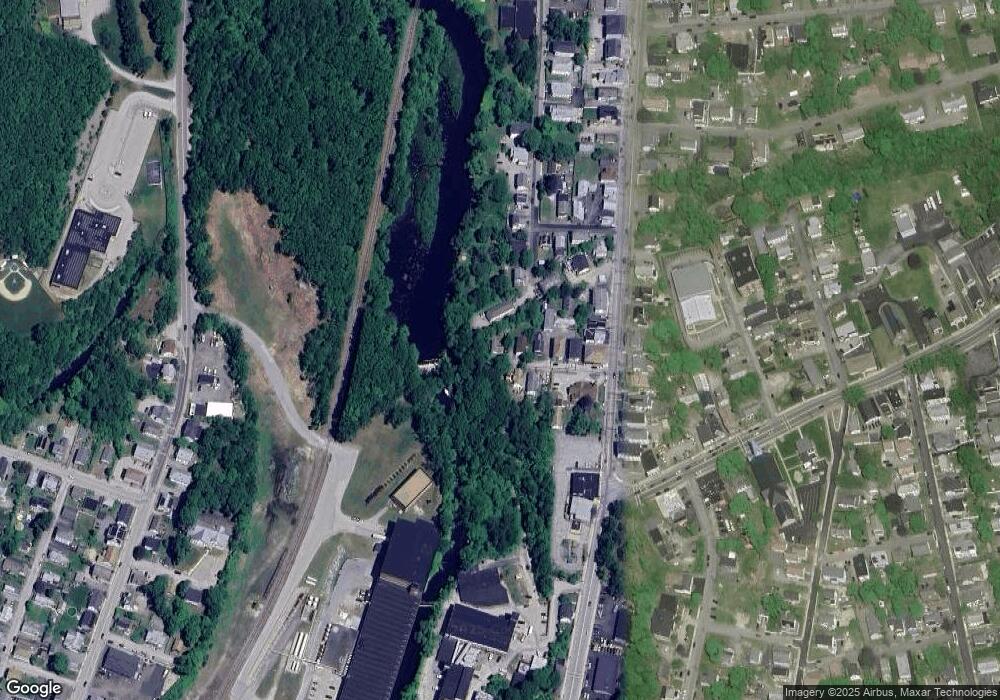 9 Church Ct, Webster, MA 01570 - photo 1