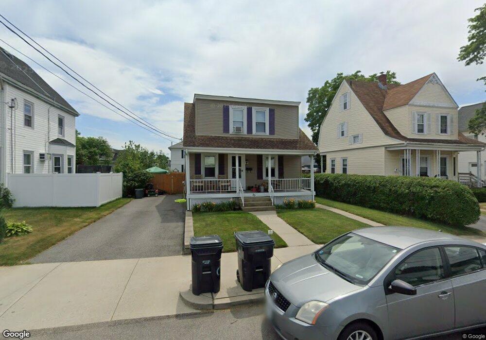 35 Crescent Rd, Pawtucket, RI 02861 - photo 1
