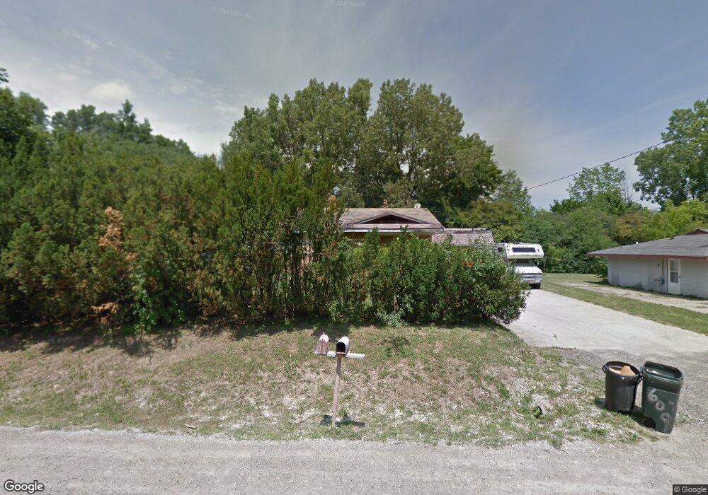 1102 W Harvard Ave, Flint, MI 48505 - photo 1