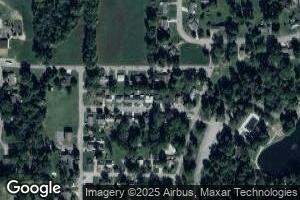 413 E Curry St, Fairfield, IL 62837