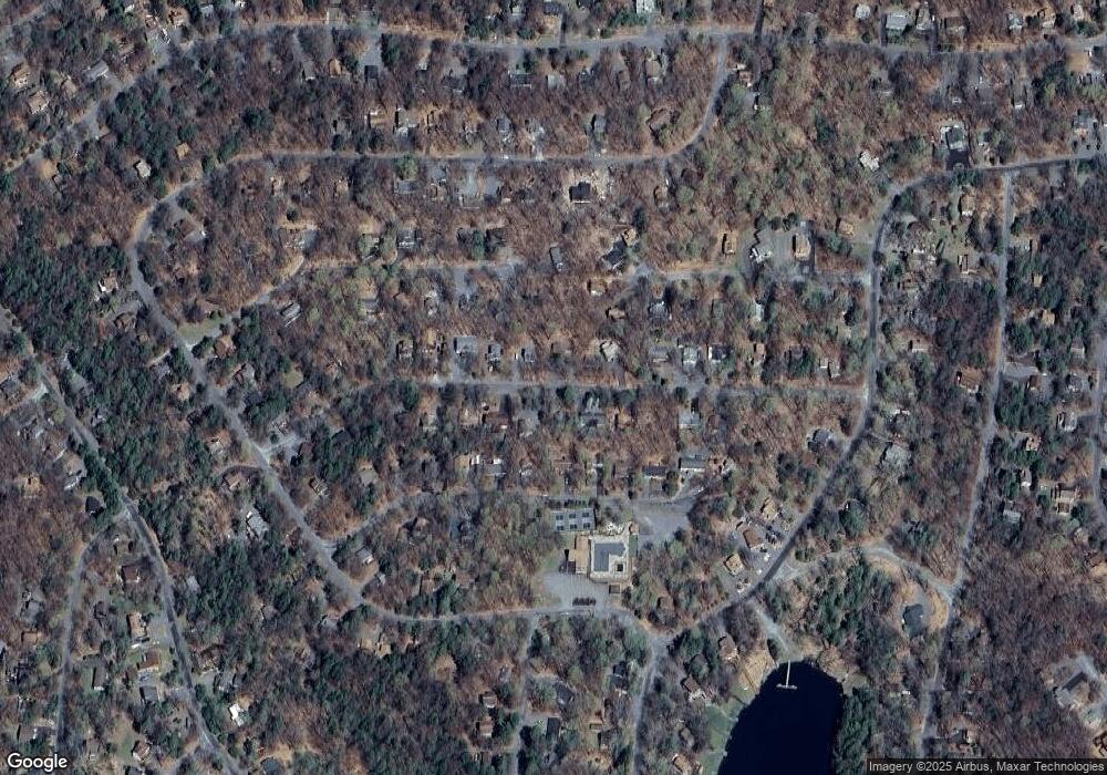 284 Cedar Dr, Lake Ariel, PA 18436 - photo 1