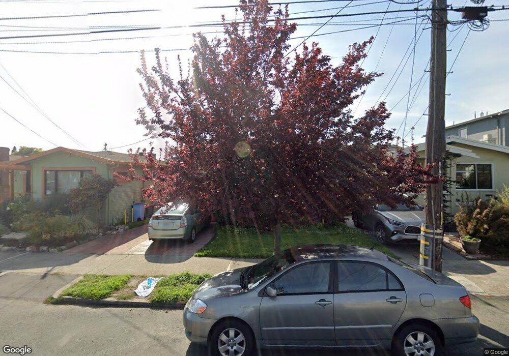 2742 Mathews St, Berkeley, CA 94702 - photo 1