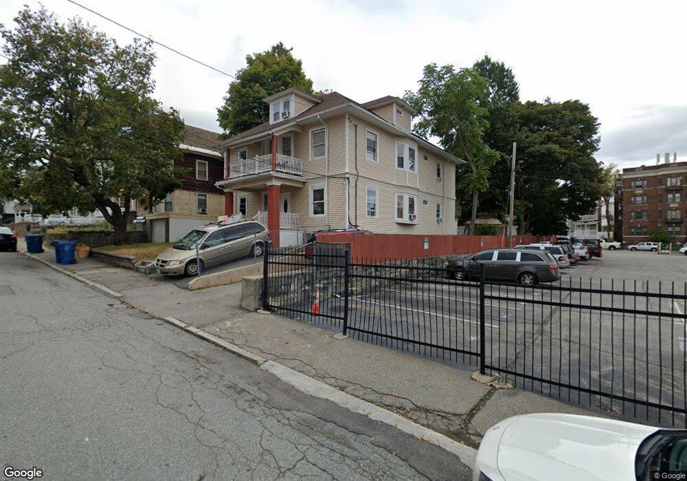 30 Saunders St, Lawrence, MA 01841 - photo 1