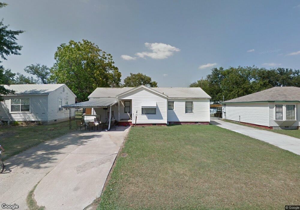 521 Oak St, Ardmore, OK 73401 - photo 1