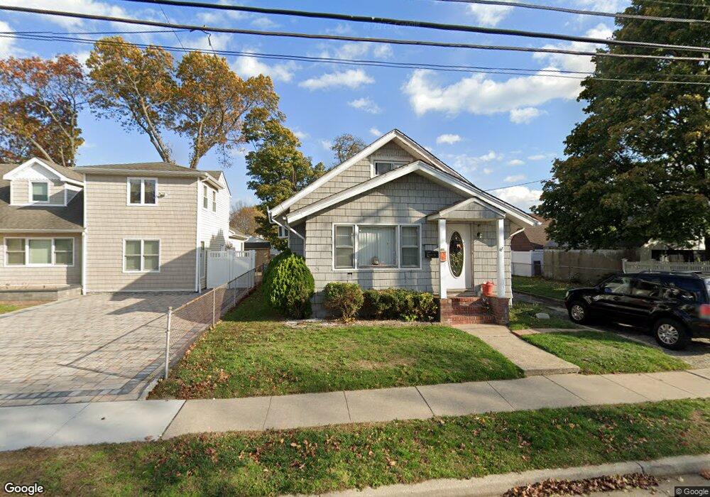 3179 4th St, Oceanside, NY 11572 - photo 1