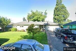 2266 Beverly St, Springfield, OR 97477