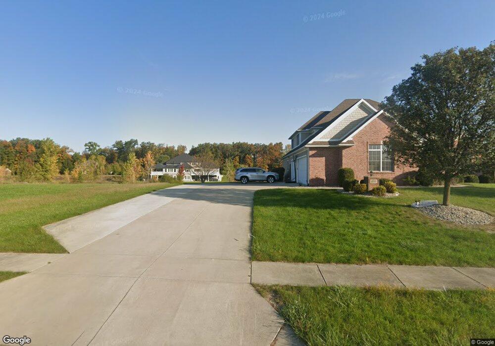 4068 Magnolia Ln, Lima, OH 45806 - photo 1