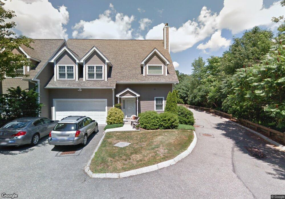 87 Beecher Place unit 85, Newton Center, MA 02459 - photo 1