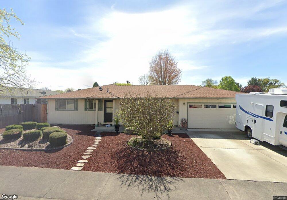 6015 Rock Way, Central Point, OR 97502 - photo 1