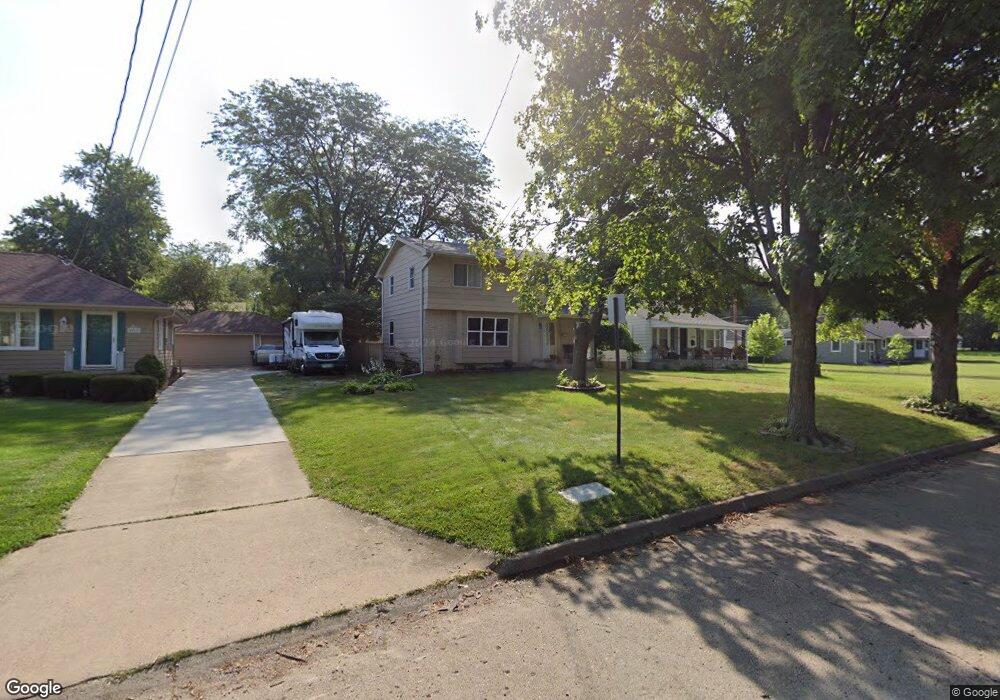 4005 42nd St, Des Moines, IA 50310 - photo 1