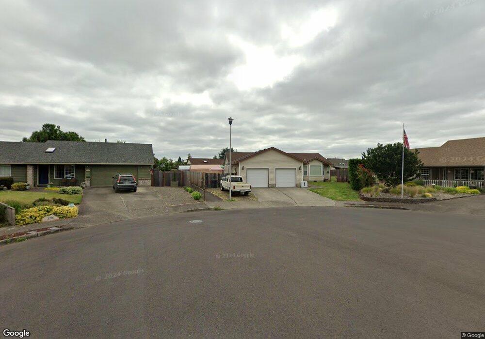 379 SE 7th Way, Canby, OR 97013 - photo 1