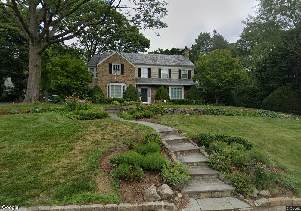 3 Ridge Dr, Port Washington, NY 11050 - photo 1