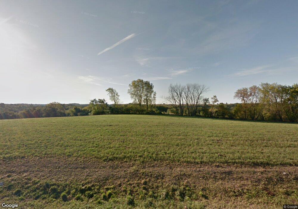 42999 Stoehr Dr, Dakota, MN 55925 - photo 1