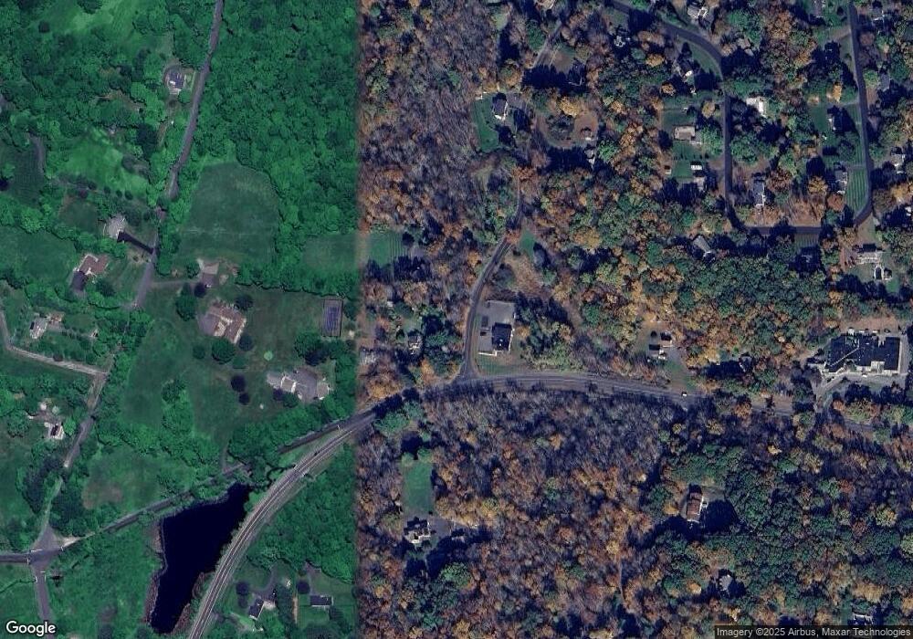 19 Tyler Cove Sandy Beach, Middlebury, CT 06762 - photo 1